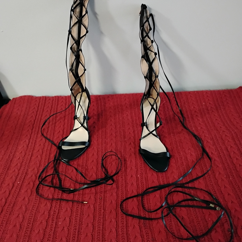 Elegant Black Lace-Up Women's Sandals
